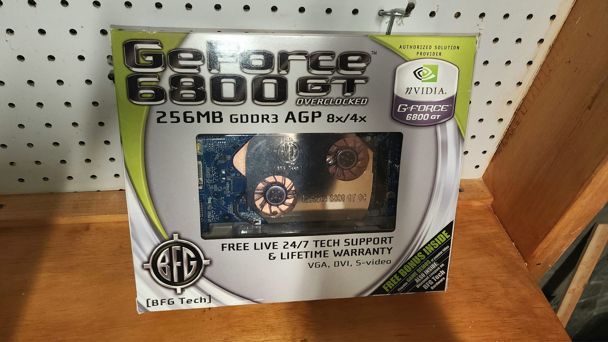 Discovery of a Vintage BFG Tech GeForce 6800gt OC Edition Graphics