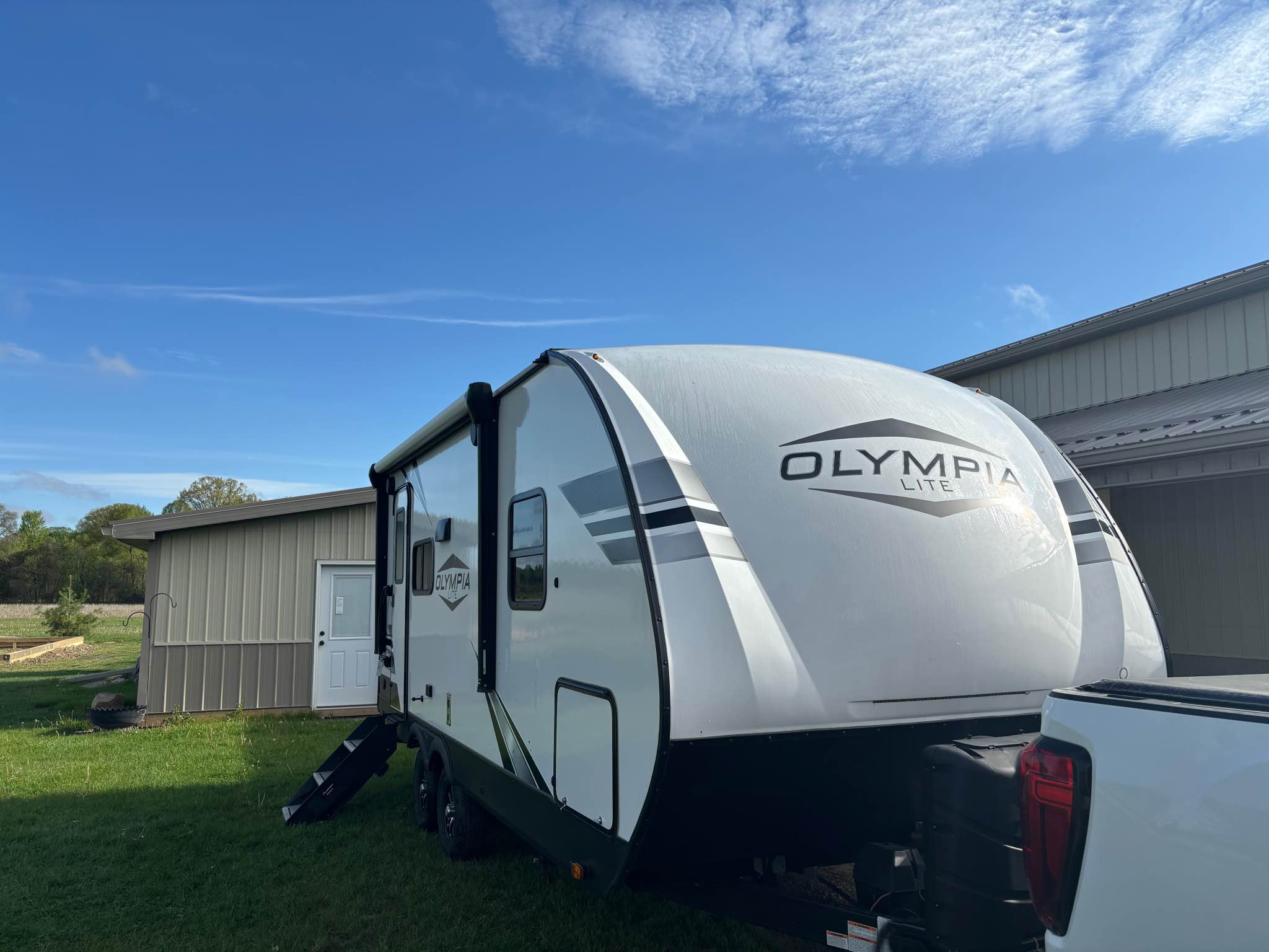 2022 Highland Ridge olympia lite 212 fb - RVs & Campers - Almont