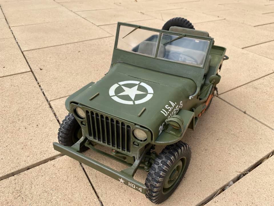 Customized 1/6 scale SOTW jeep with wire-cutter