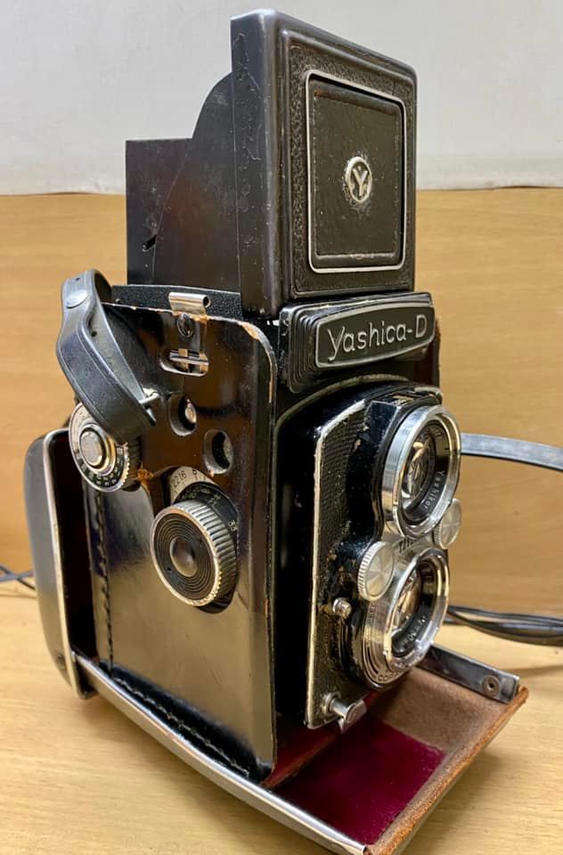 1966 Yashica D camera in very good condition