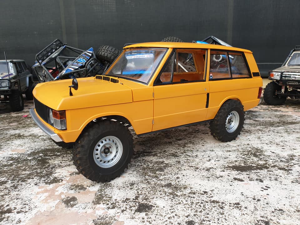 Custom Range Rover build with axial scx10ii chassis