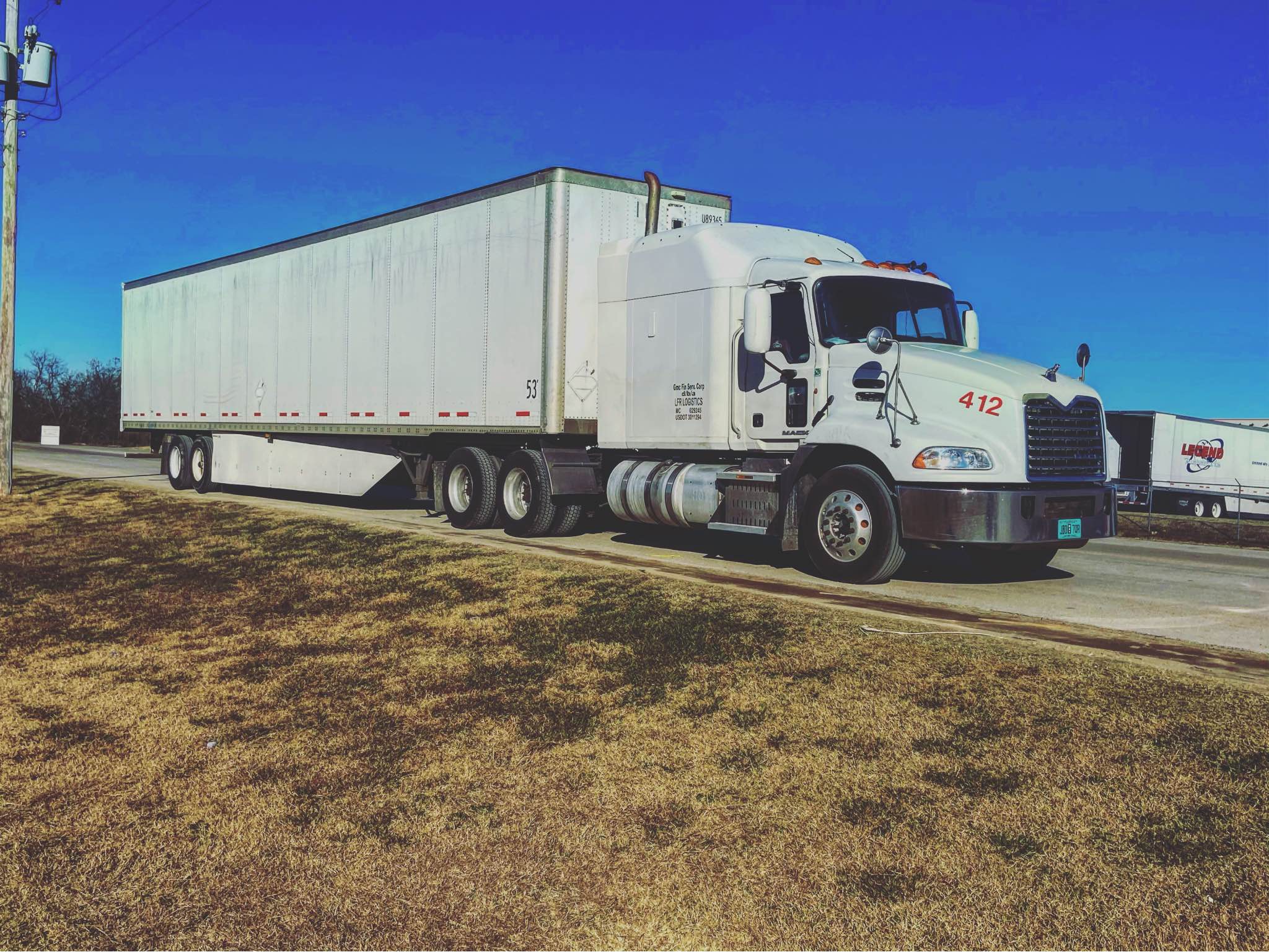 Semi trailer repair technician needed in Jacksonville