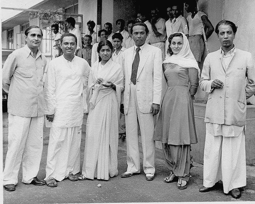 SHANKER JAIKISHEN : 𝕄𝔸𝔼𝕊𝕋ℝ𝕆𝕊 𝕆𝔽 𝕋ℍ𝔼 𝕄𝕀𝕃𝕃𝔼ℕℕ𝕀𝕌𝕄 | Facebook