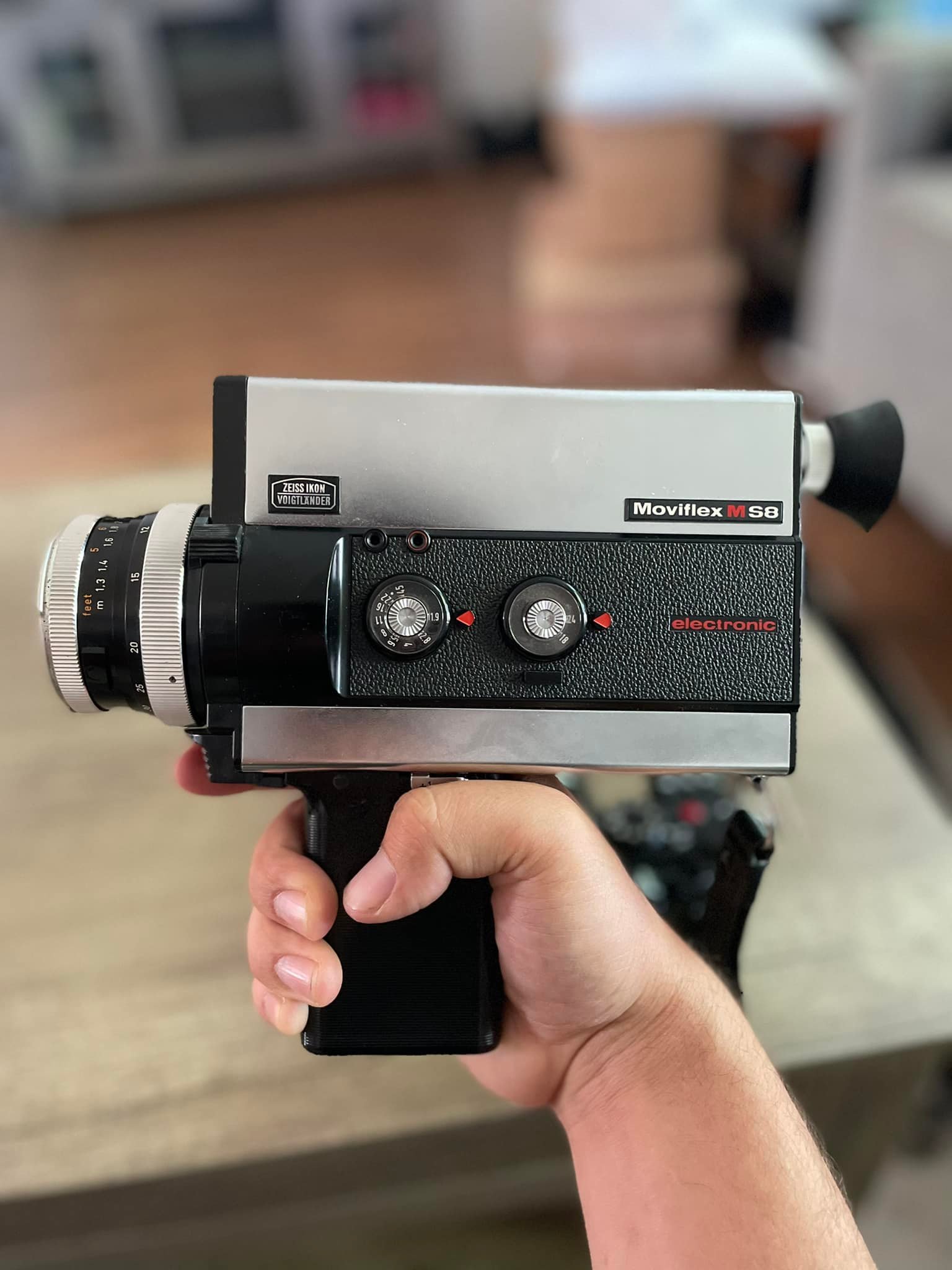 Sharing my Konica Zoom 8 IIS 8mm camera experience