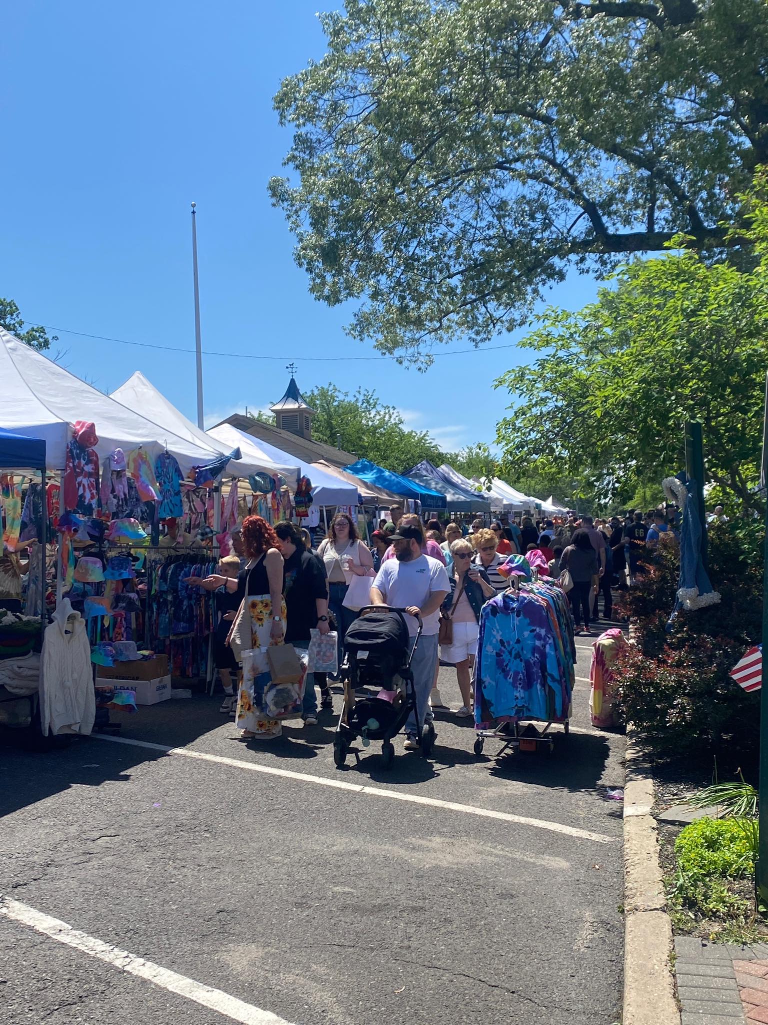 Vendors behind the library on Ballard... - Pitman Craft Shows | Facebook
