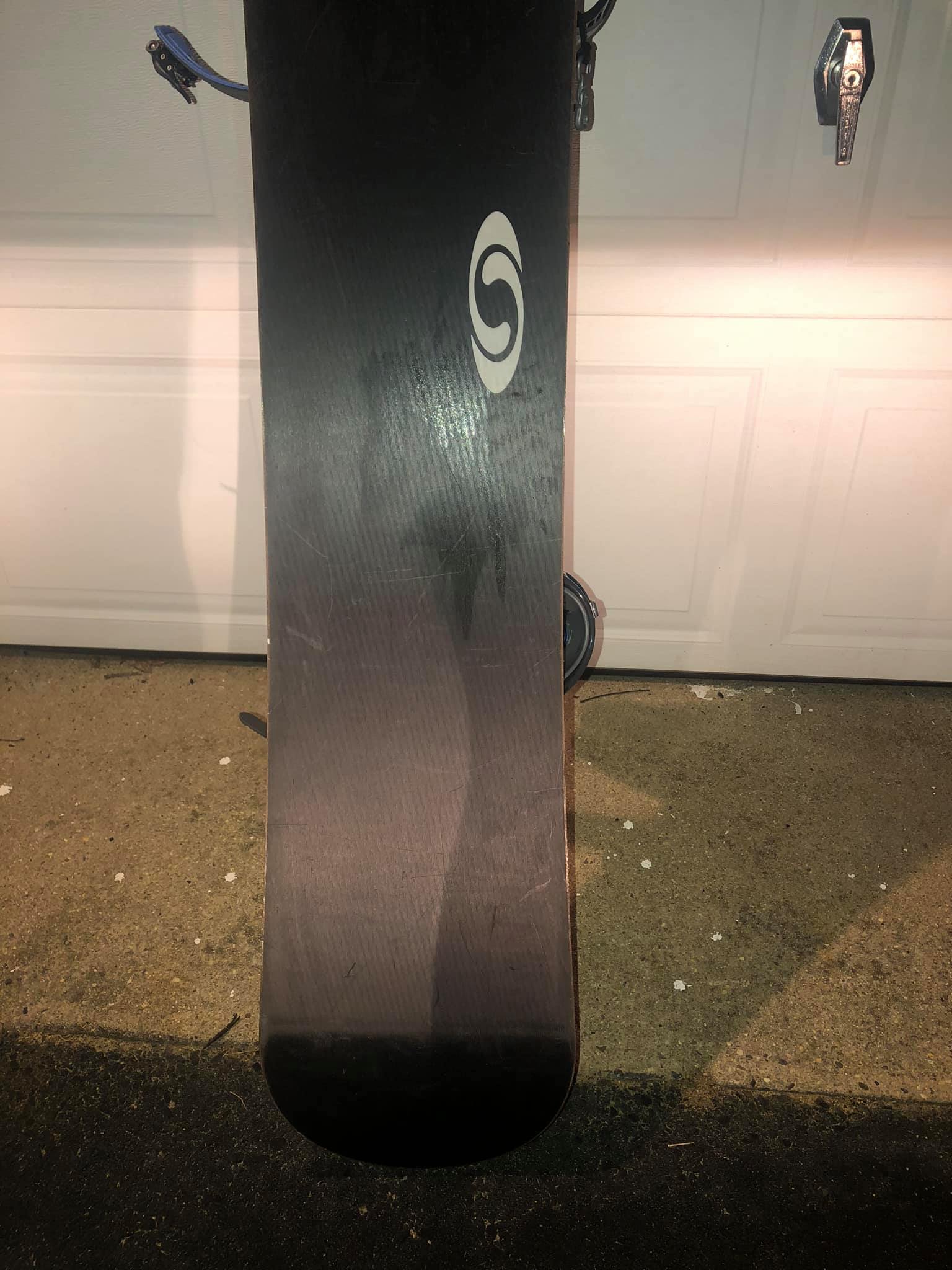 salomon unibody 400 fr 163 Snowboard with Burton bindings - Sports