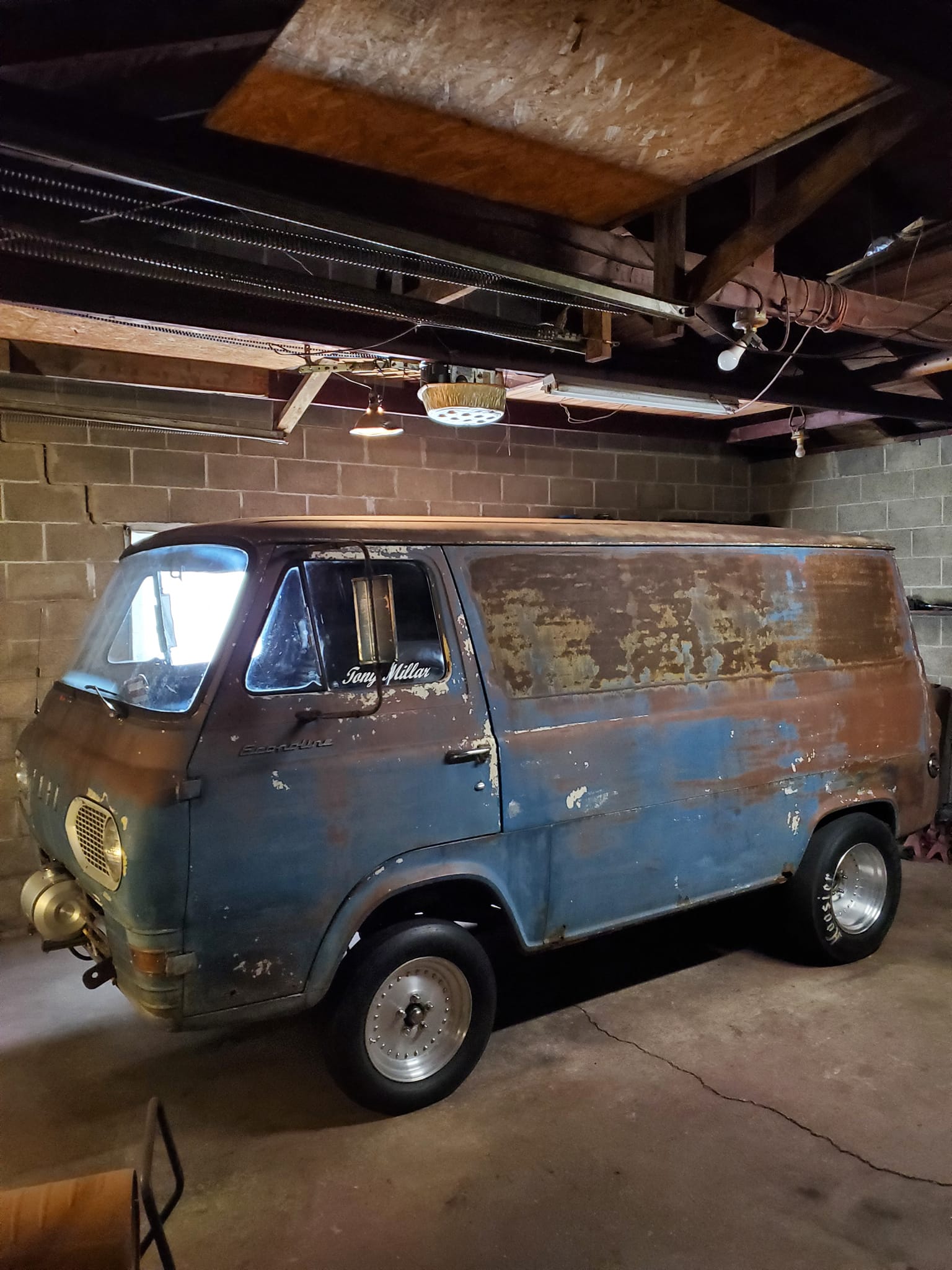 M2 Machines 31600-GS14 – Ford Econoline Van 1965 Blu Fiammato Scala 1/64 Pressofuso - Foto 5