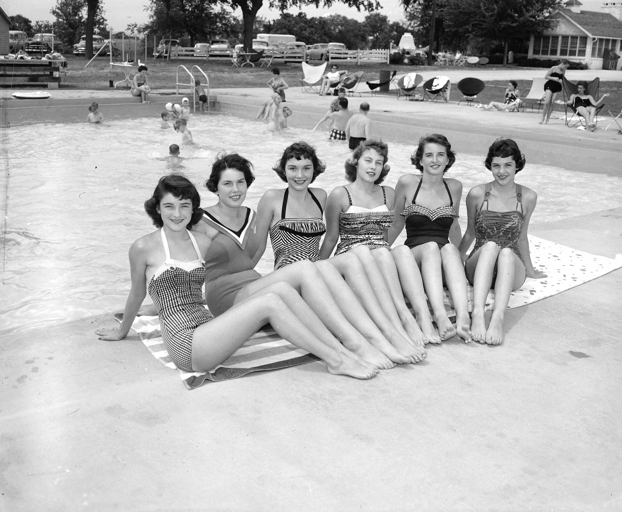 Midland outdoor pool in the 1950s-1960s