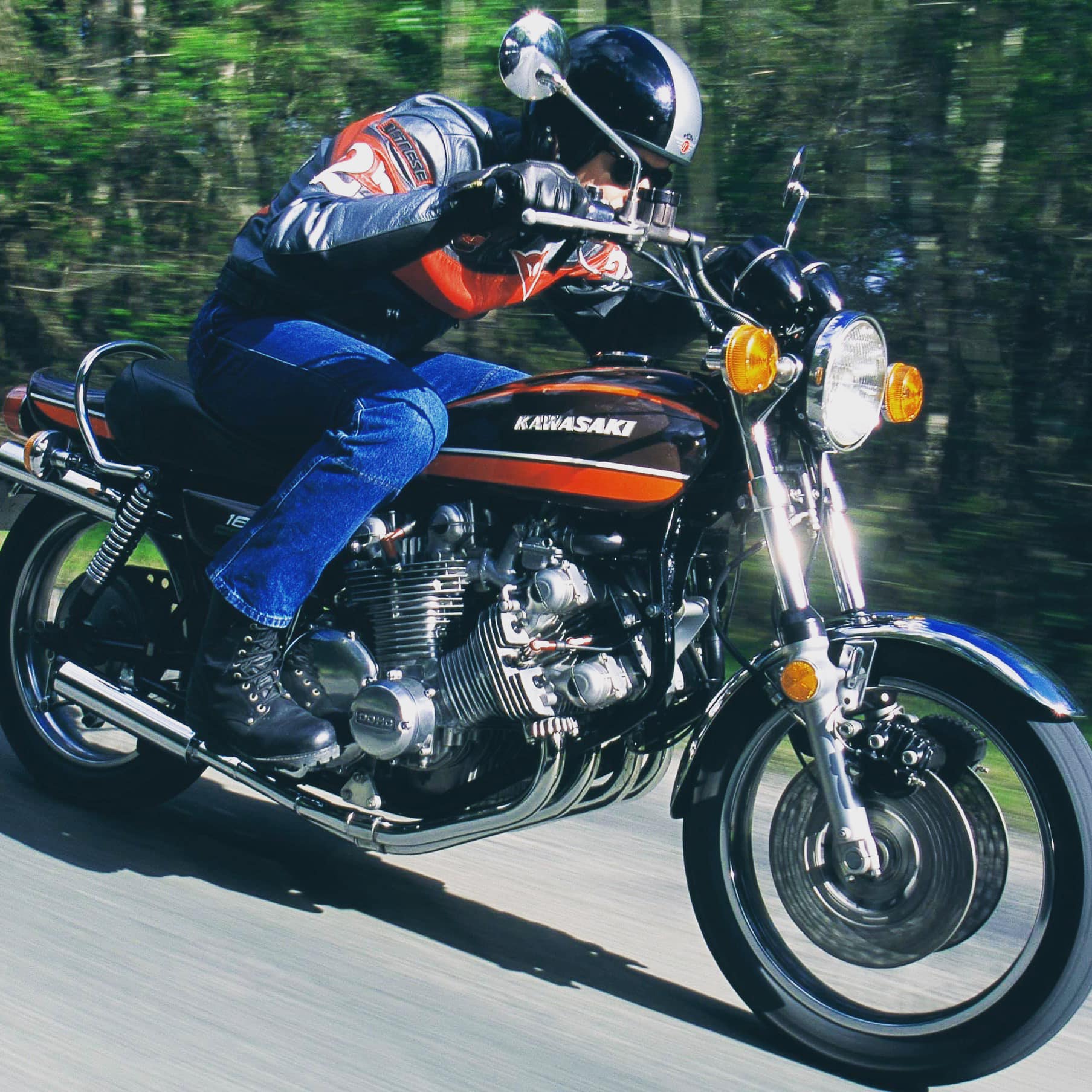 Journalist Roland Brown riding my Kawasaki z1600 v8 back in 2002