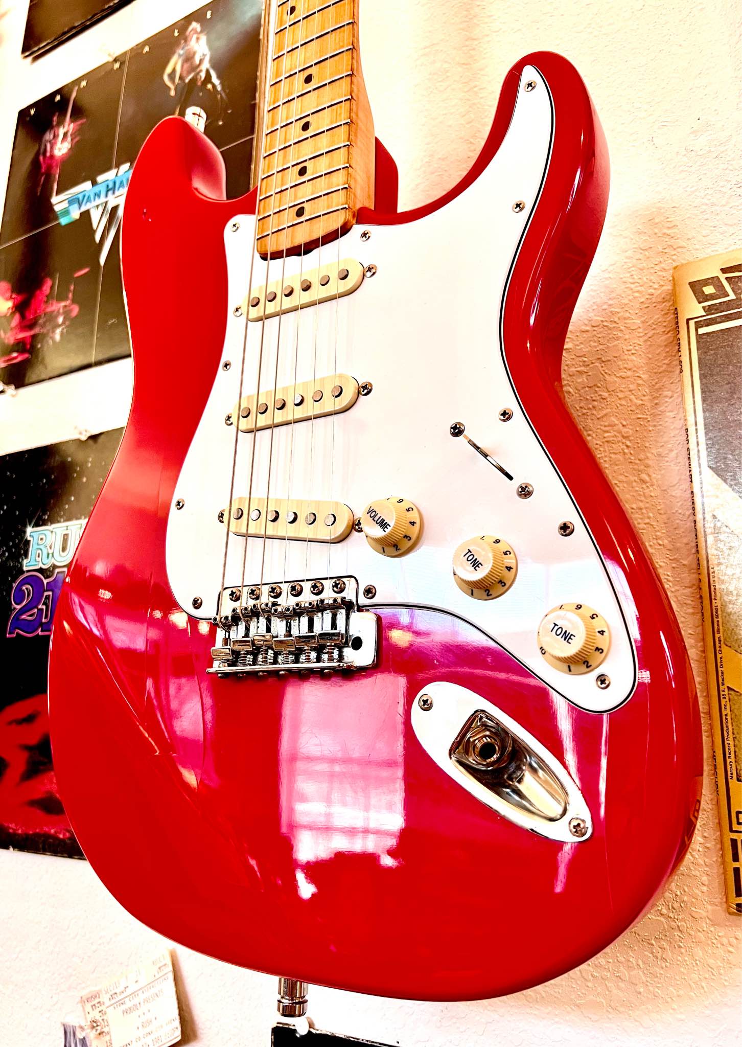 2002 Fender Made in Mexico Left Handed Stratocaster in Metallic