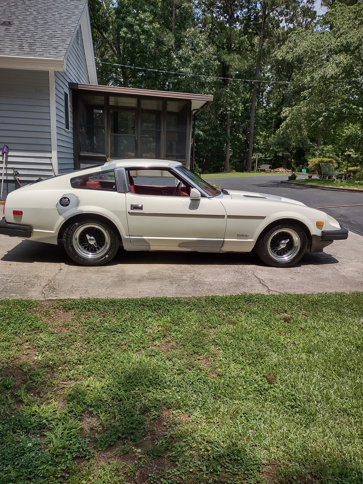 Restoring a 1979 Datsun 280ZX after years of work