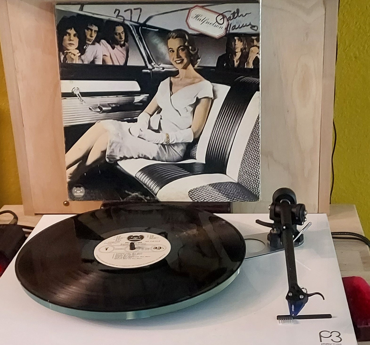 Sparks' debut album Halfnelson