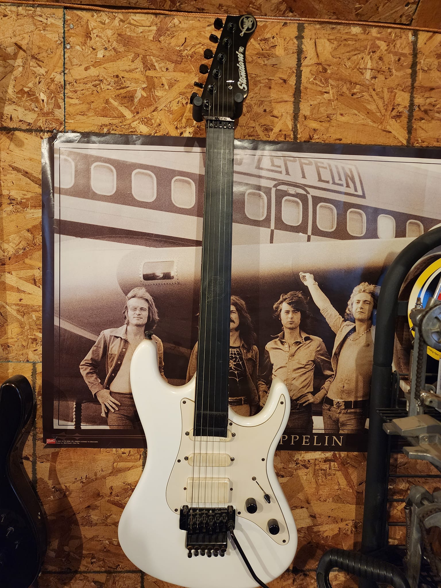 Valley Arts Custom Pro SRE 270 1999 worth buying?