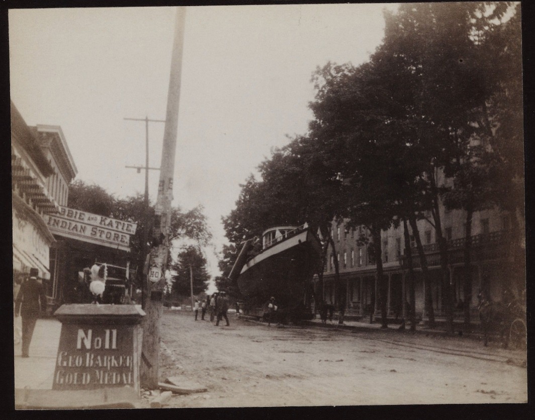 Can you find historic streets on 1892 Niagara Falls map?