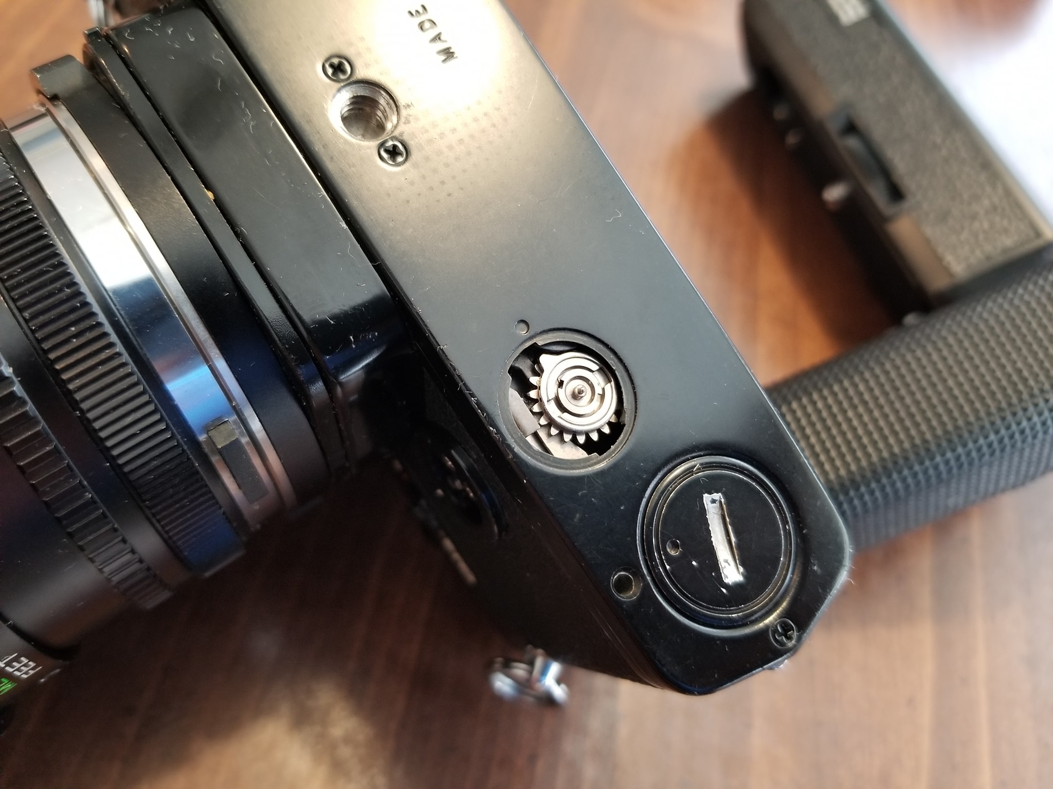 Olympus OM-2N power winder cover and self timer lever replacement