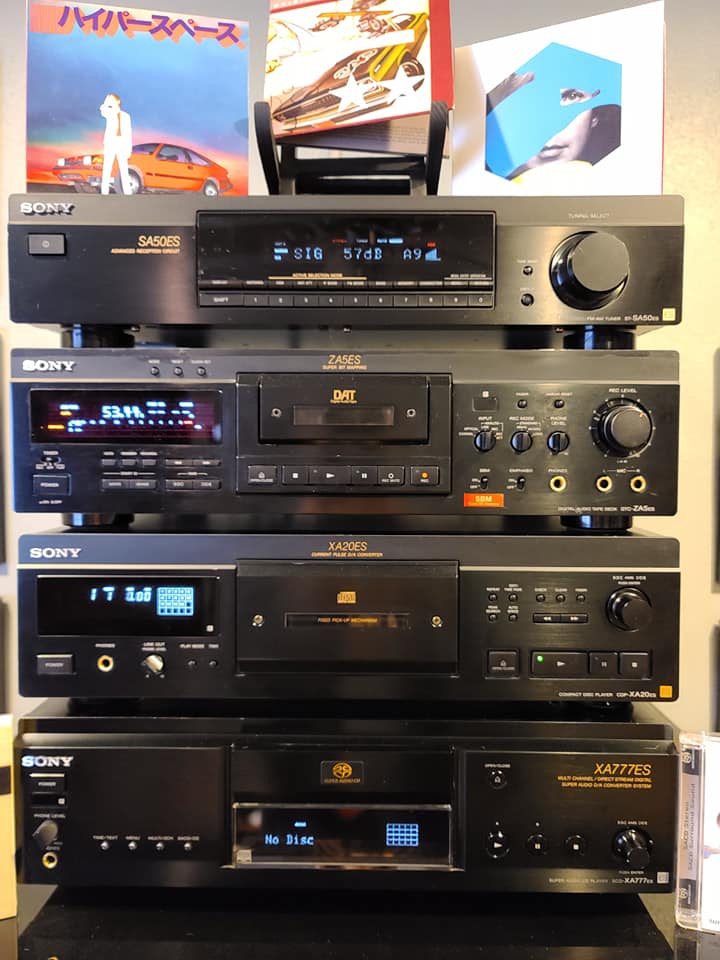 Just wantin' to share my Sony EVM 9010. It's a little secret, i've