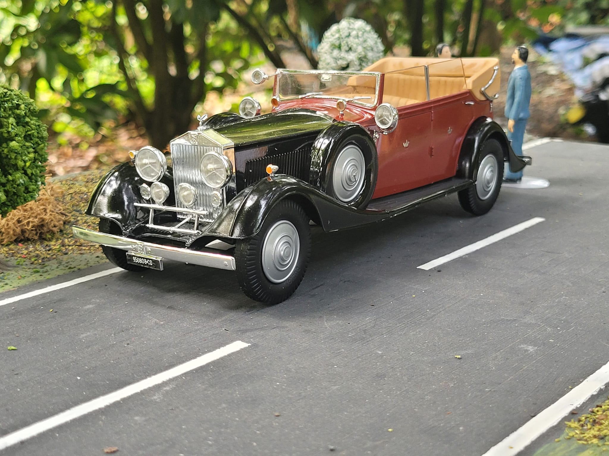 ミニカー The Peninsula1934 Phantom II Rolls Royce 1929 Rolls Royce Phantom II model kit review