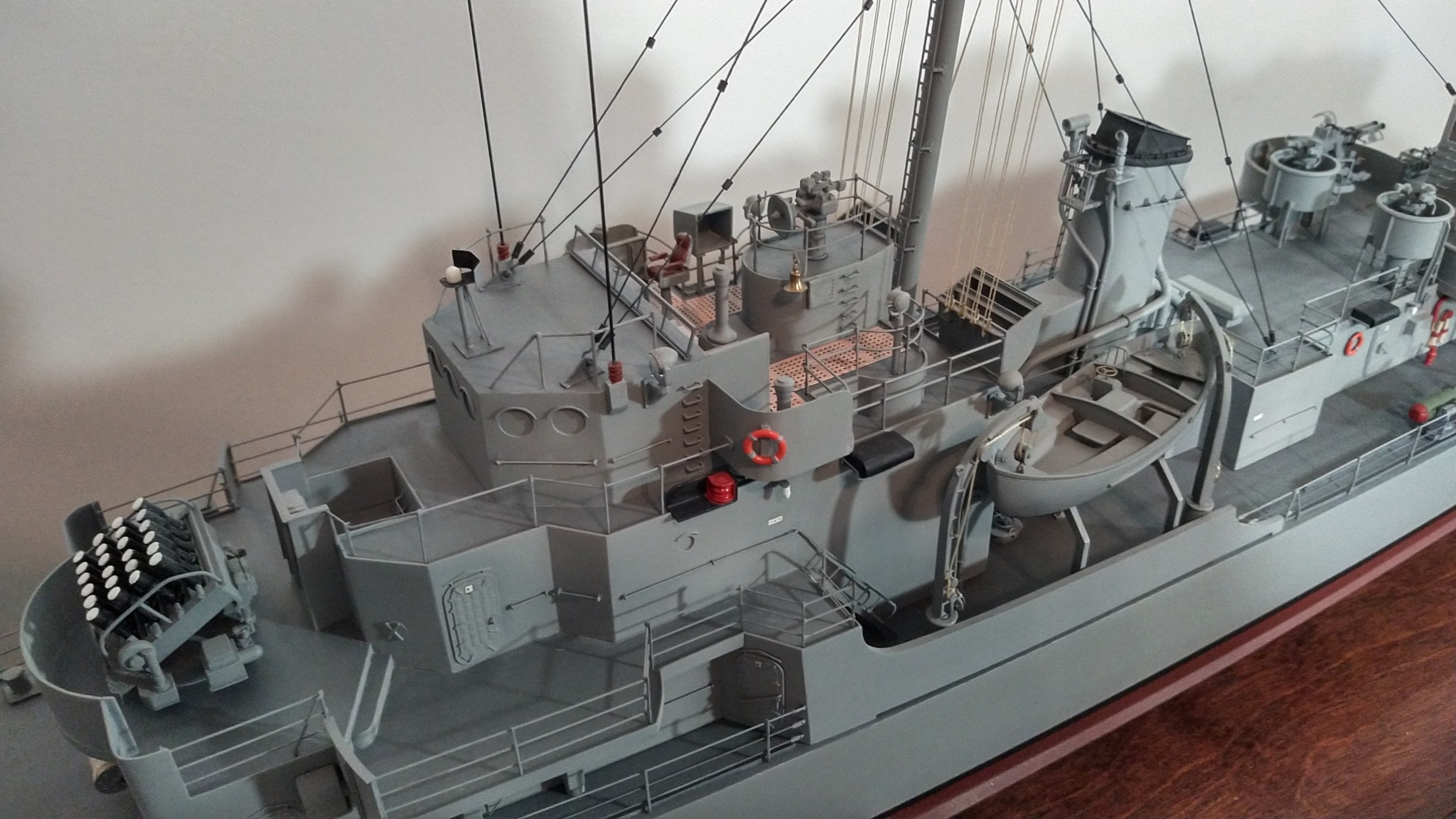Ship Models | USS Coates DE-685 1/96 scale, still adding detail, port ...
