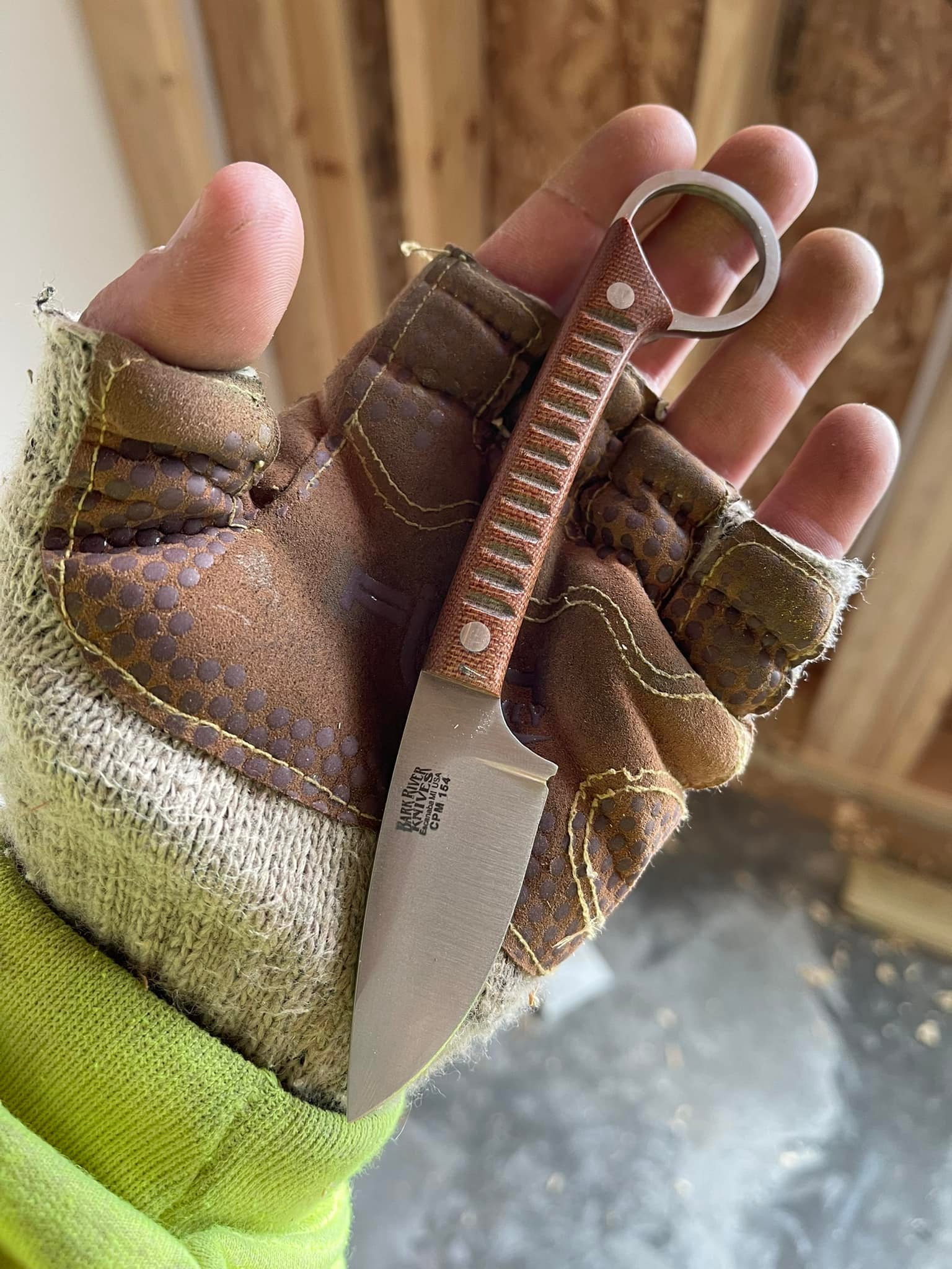 What are your go-to knives for everyday carry?