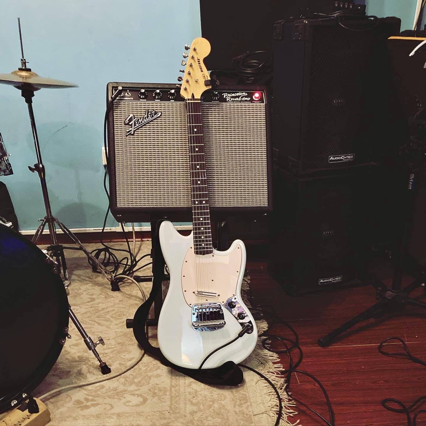 Customized Classic Vibe Mustang with Duncan Antiquity II pickups