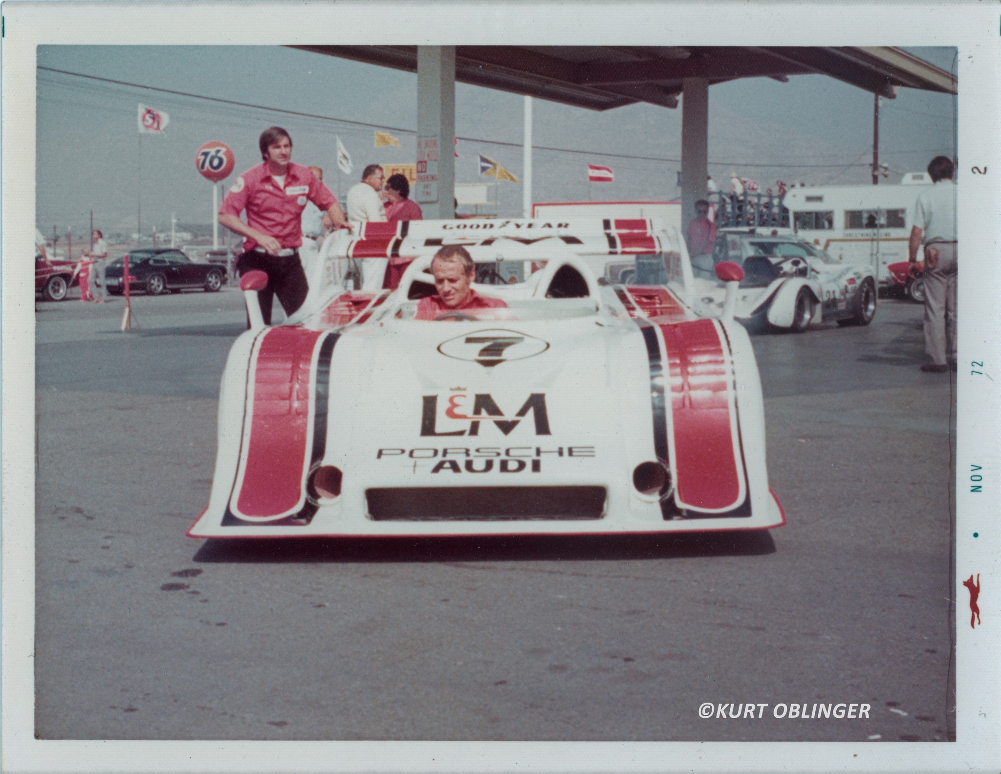 Affiche Publicitaire Vintage Porsche Can-Am 1972 Riverside - George Follmer - Originale Multi-couleurs