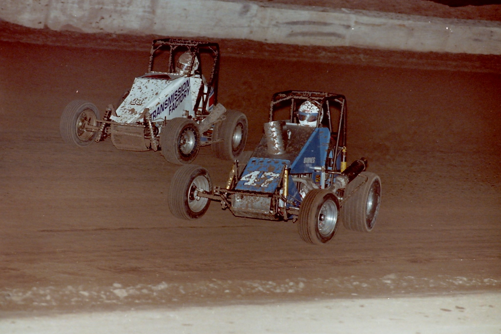 Can you identify the driver who battled Jet Davison in 1990?