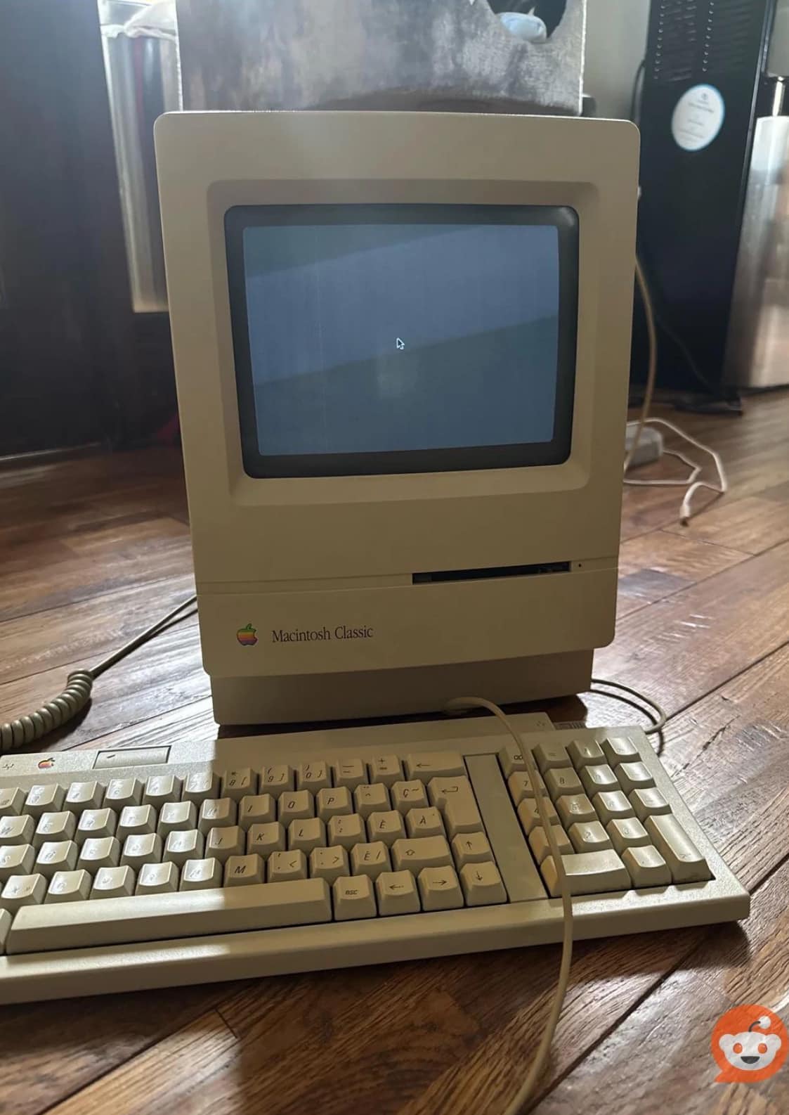 How to boot a Macintosh Classic that won't turn on?