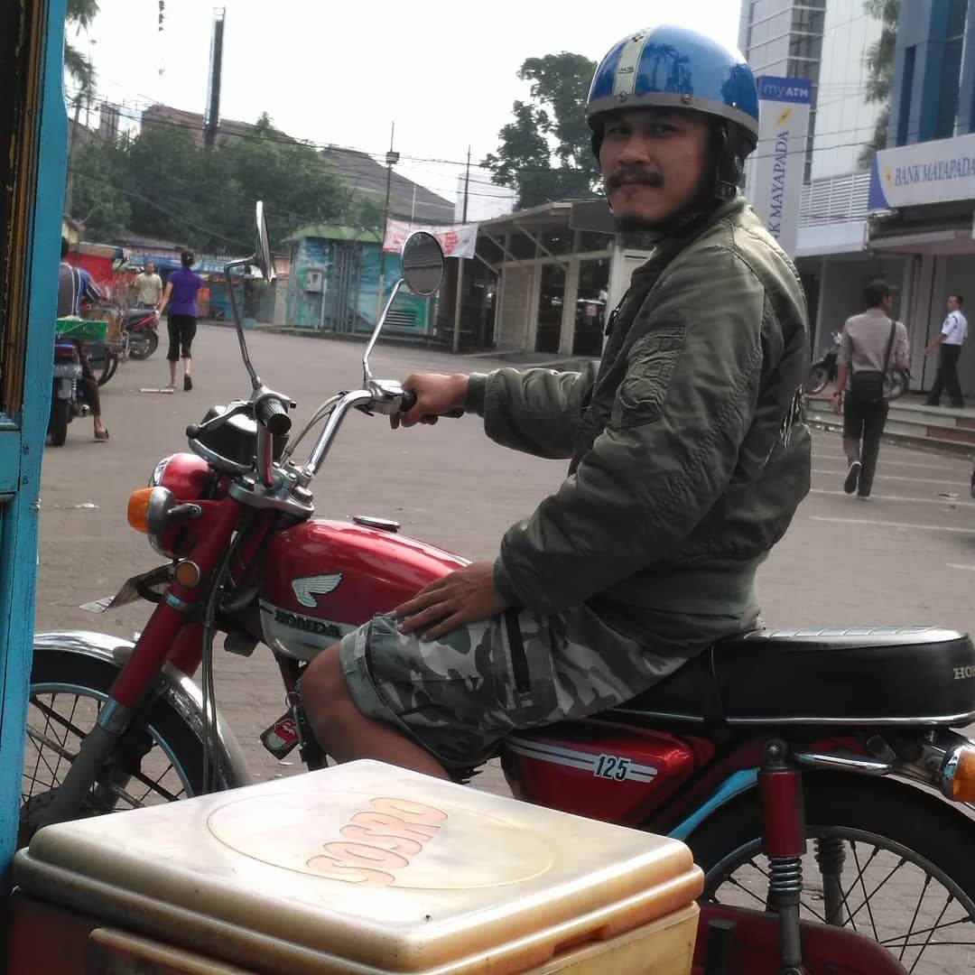 Great fun on small bikes (under 250cc) | The process on the Honda CB200 ...