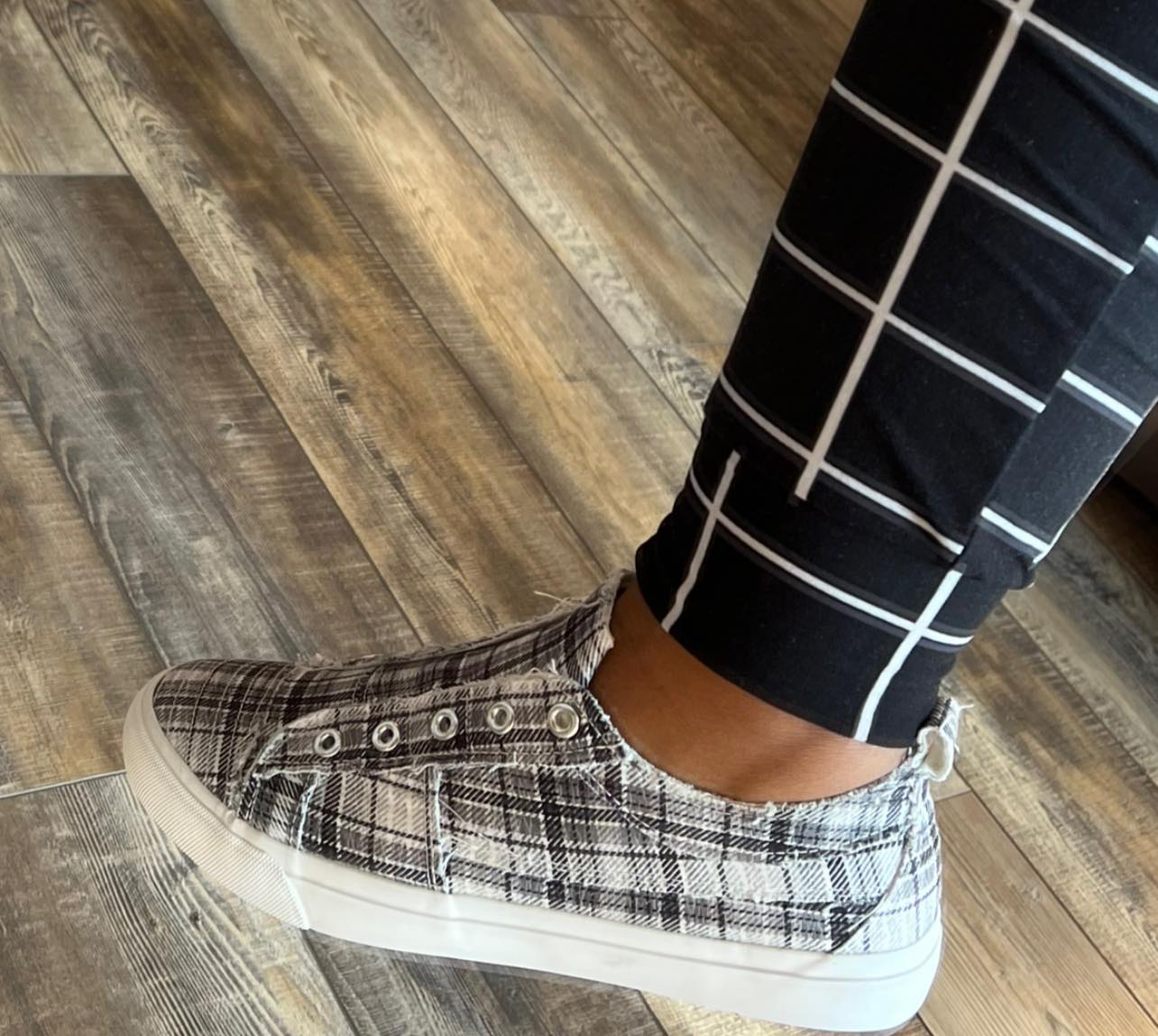 Never go out of style with our LOAB Trainer V2 sneakers. 🖤 #BALR