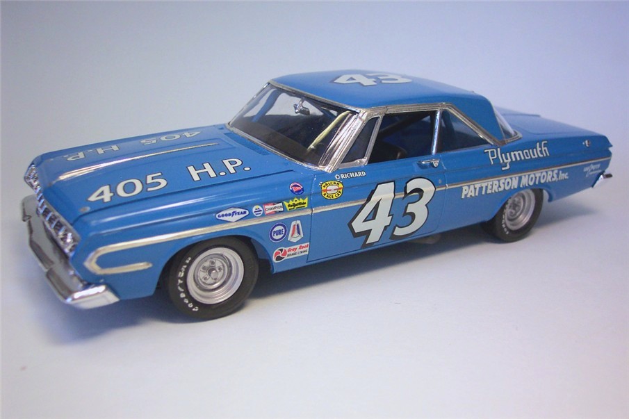 Jo-Han 964 -- Richard Petty's 1964 Plymouth Belvedere 1:25