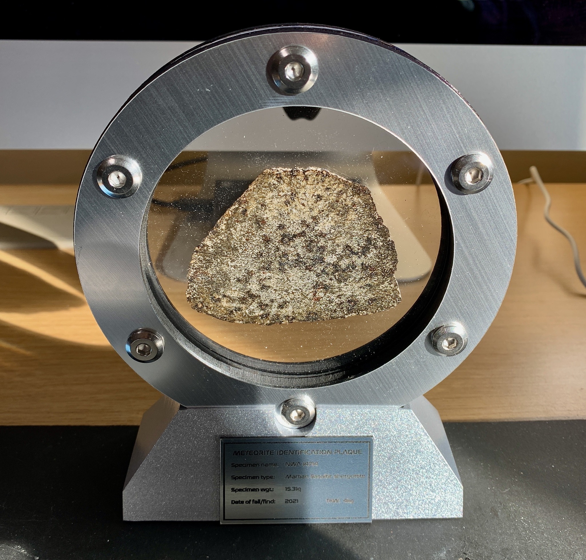 I am a happy boy!!! This is my 14.85g complete slice of Mars cut 