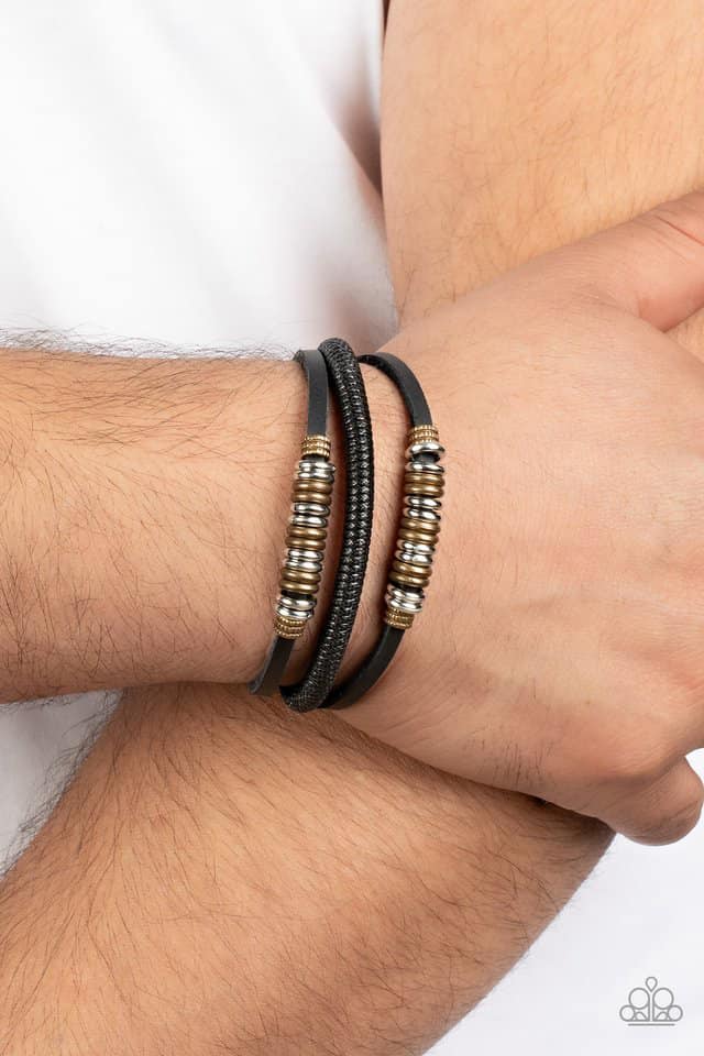 My Leather bracelet featuring the iconic MANOWAR logo on stainless