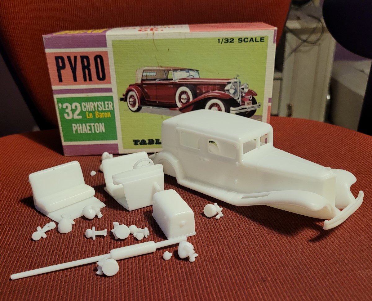 Chrysler Imperial Phaeton 1/24 scale model kit