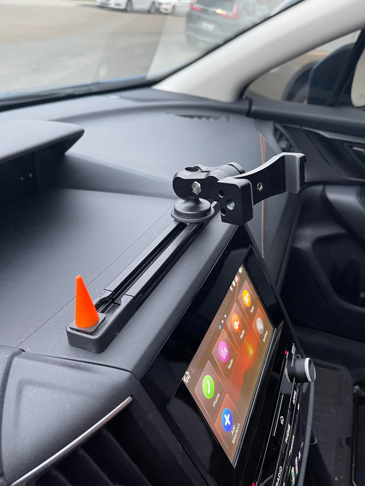 Beemoon Universal Air Vent Clip For Car Phone Mounts - Fits Horizontal & Vertical Vents