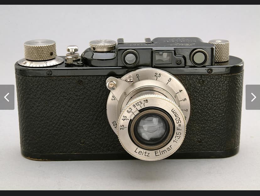Leica II model D camera features and history
