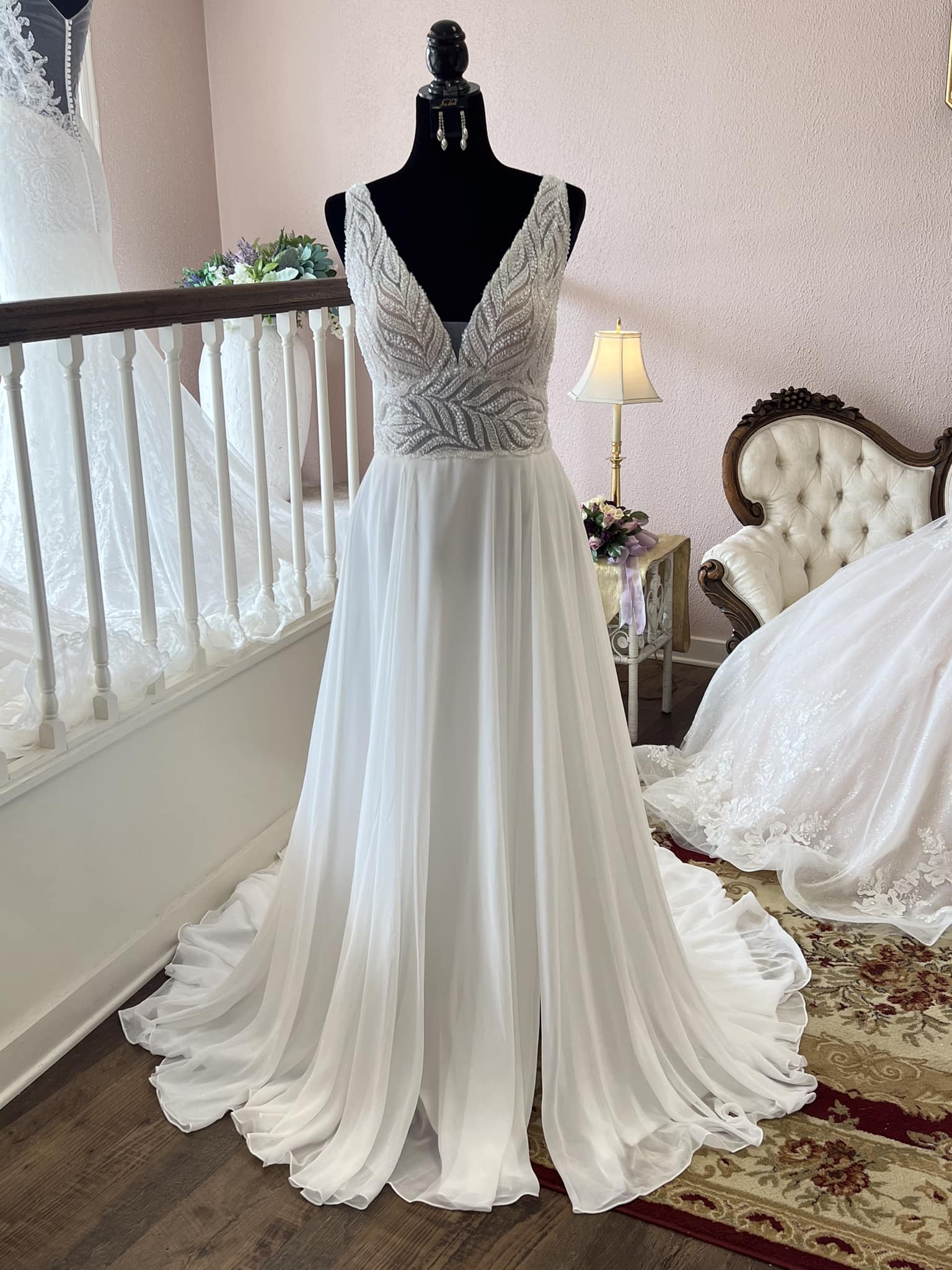 THE BODICE OF THIS FABULOUS WEDDING DRESS HAS A THOUSAND OR MORE SEED PEARLS SEWN IN A LEAF DESIGN 🌿🌿🌿. SHE IS SO EXTRA SPECIAL🏆💯