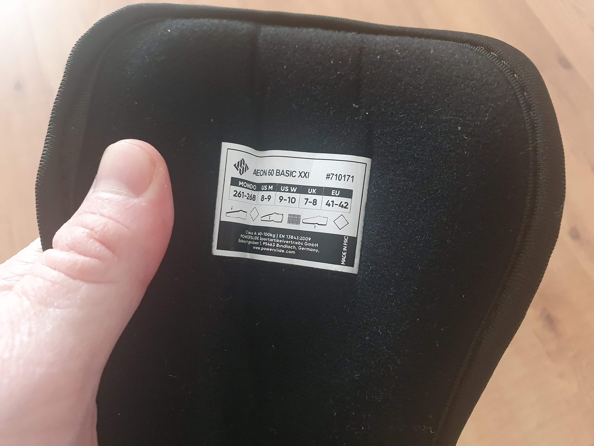 What size Aeon 60 Basic rollerblades to choose?