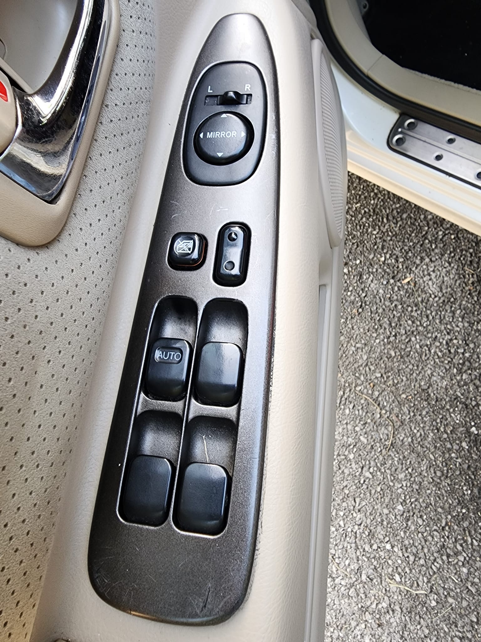Use the vehicle identification number (VIN) when ordering any OEM