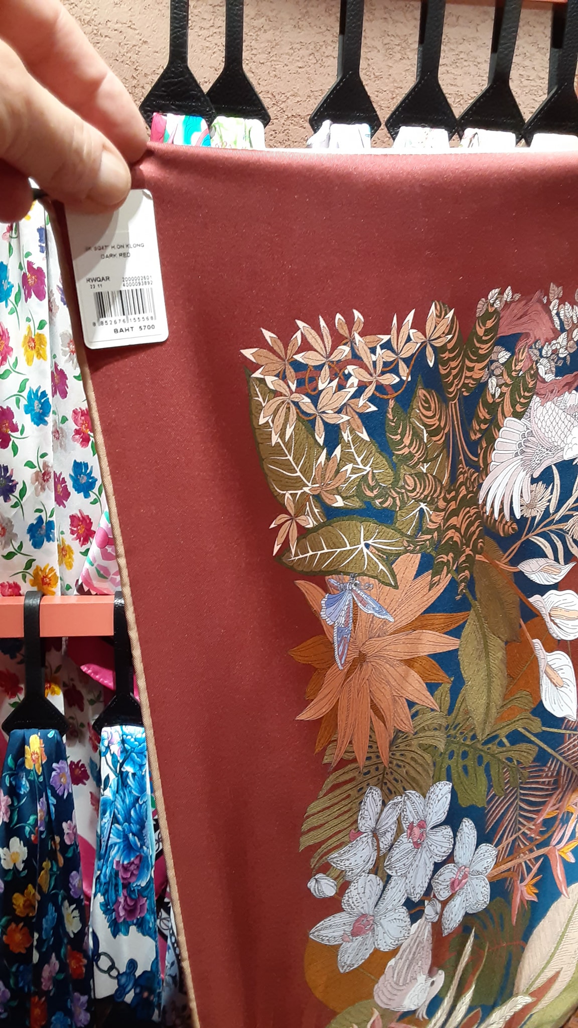 Jim Thompson's new Fall/Winter scarf is inspired by the