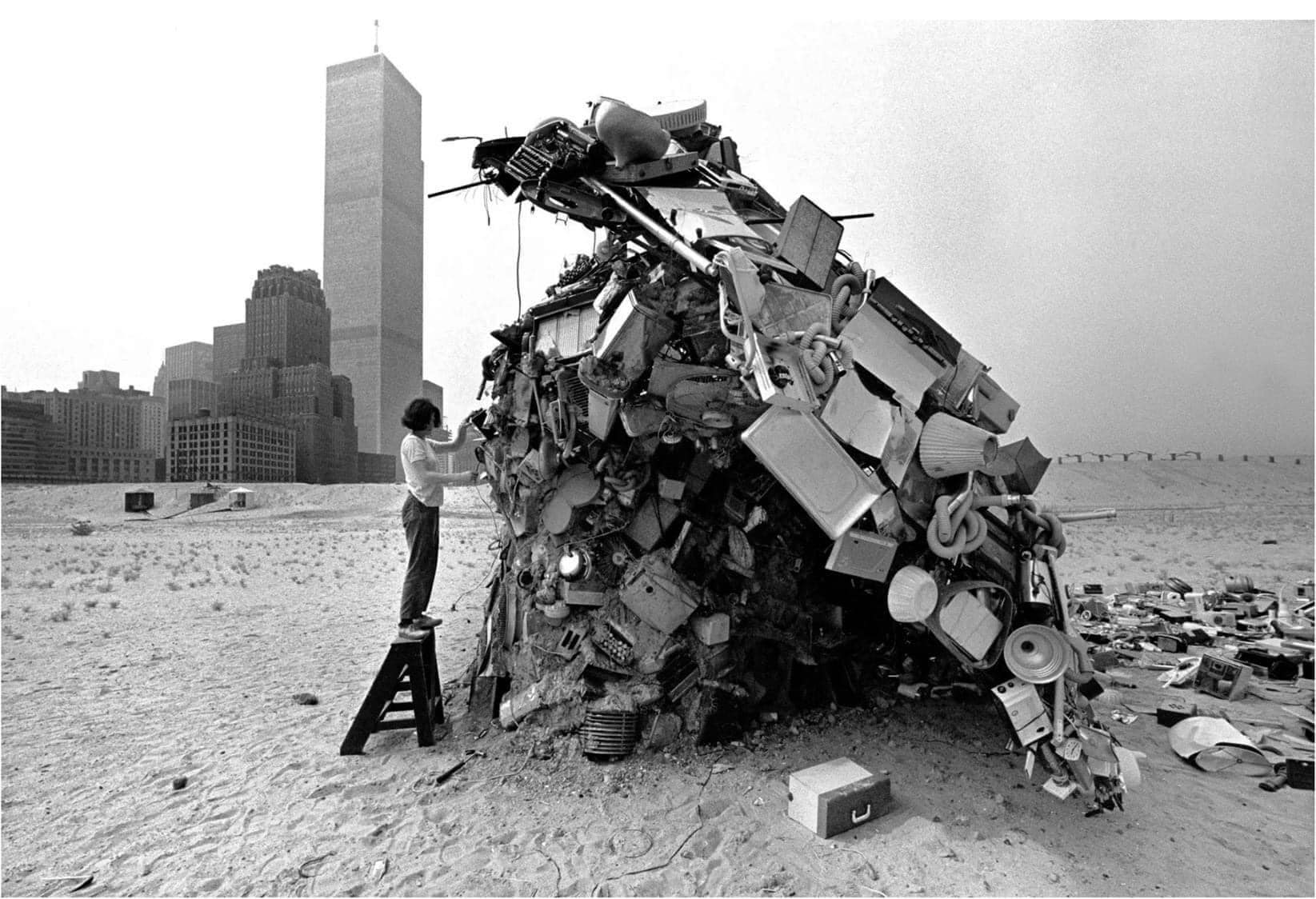 Nancy Rubins' 1980 art installation in Manhattan