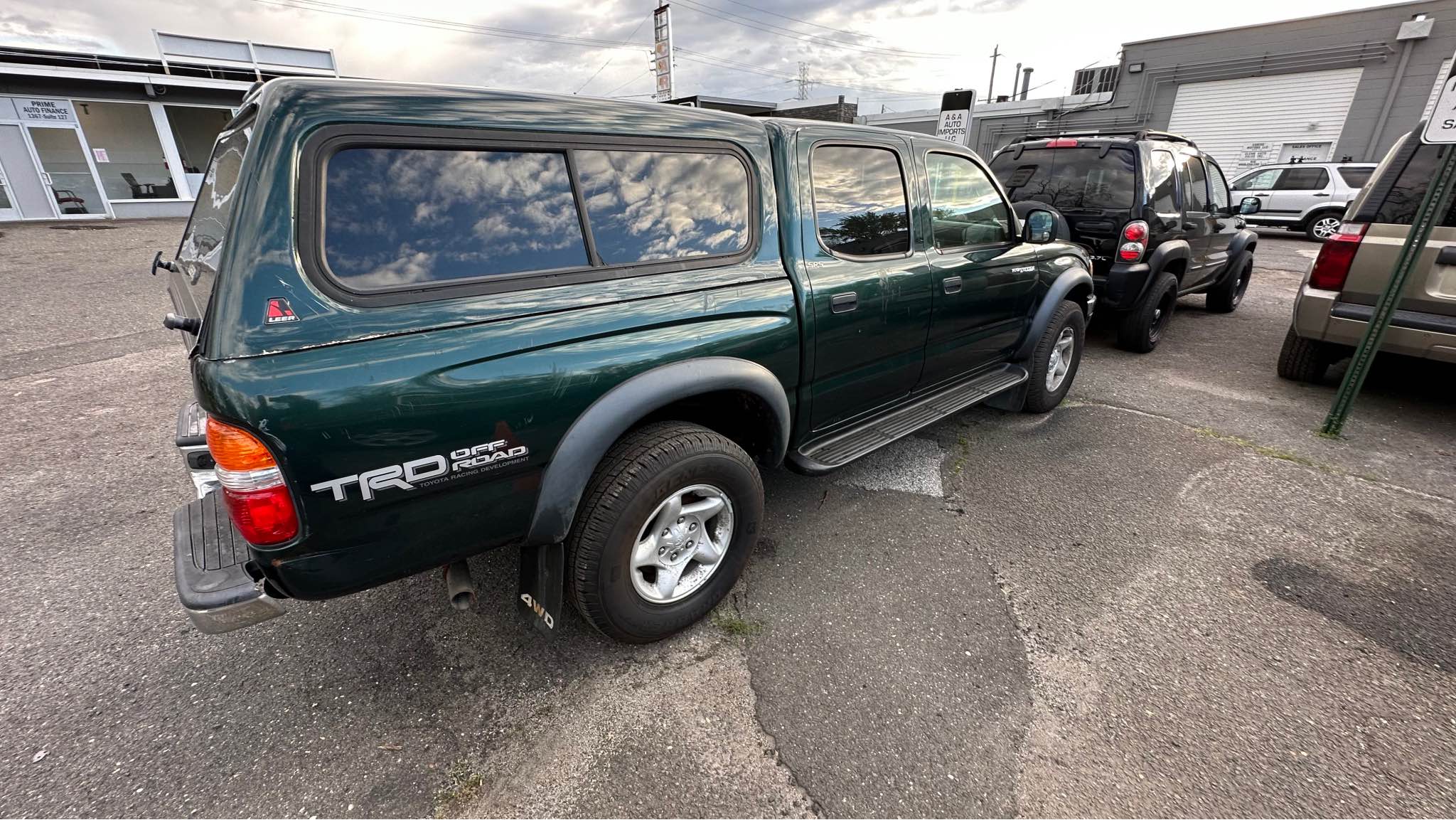 2004 Toyota · 4 door 4x4 pick up Cars & Trucks Lakewood, New