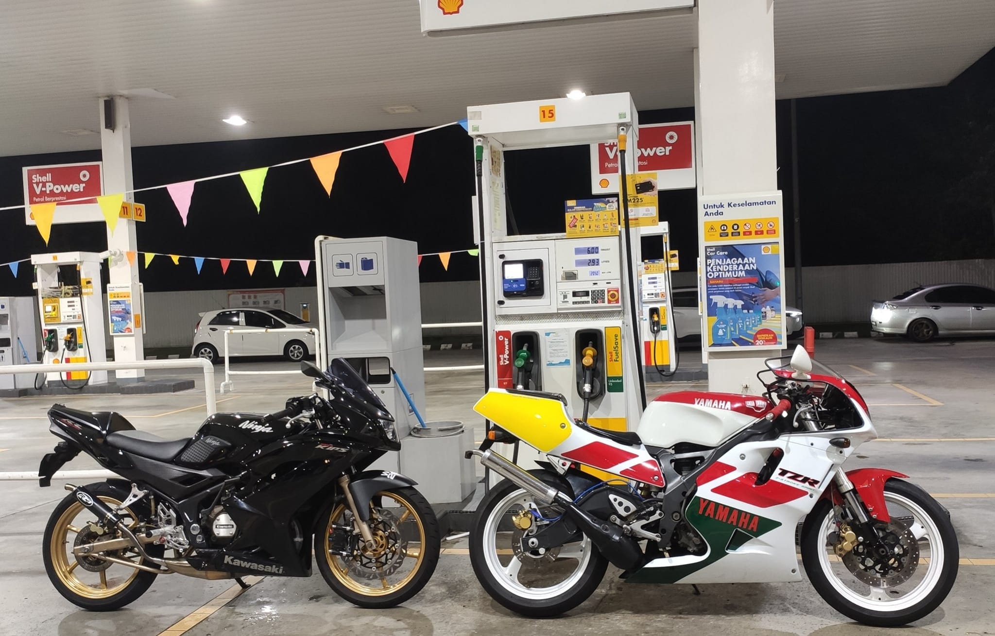 Kawasaki ZX150 | Facebook