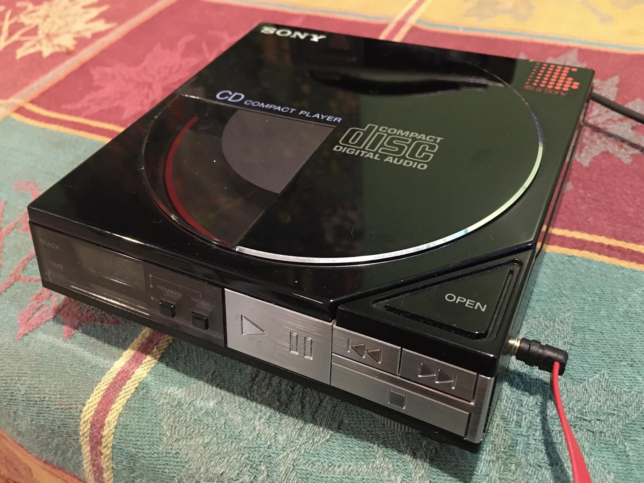 Sony D-350 díscman, what a marvel back then.