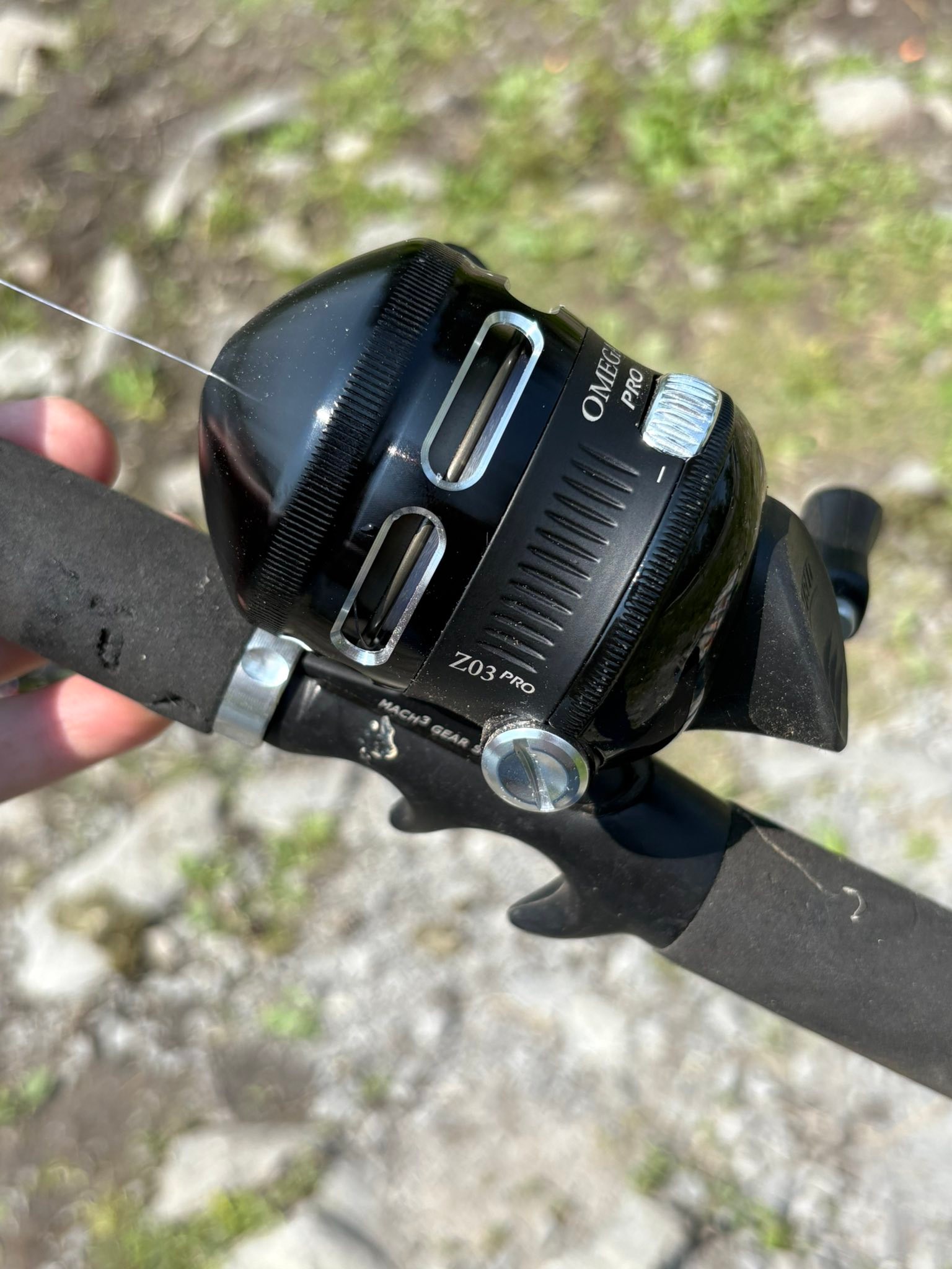 penn 2000 spinning reel Heavy-Duty Inshore – Lightweight, Powerful, and Built to Last They help you play 1900s Color:Cali Craw/Gold Flake Ultralight Collapsible Fishing Rod