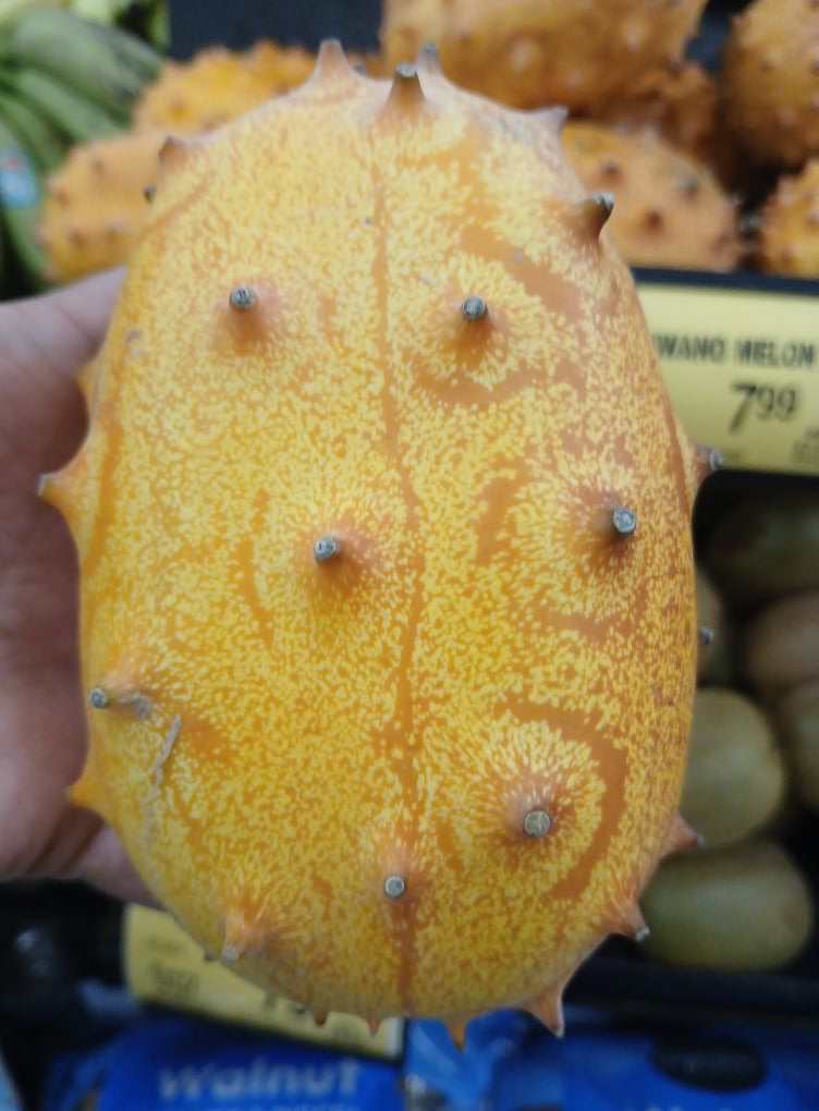 Guess the name of this fruit! @vegansofthegram follow them today