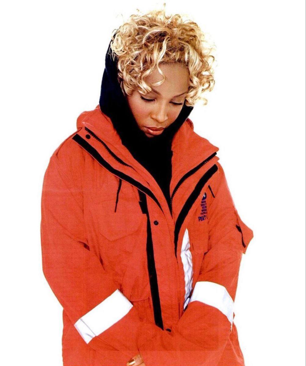 Mary J. Blige on the cover of Vibe Magazine (1995)