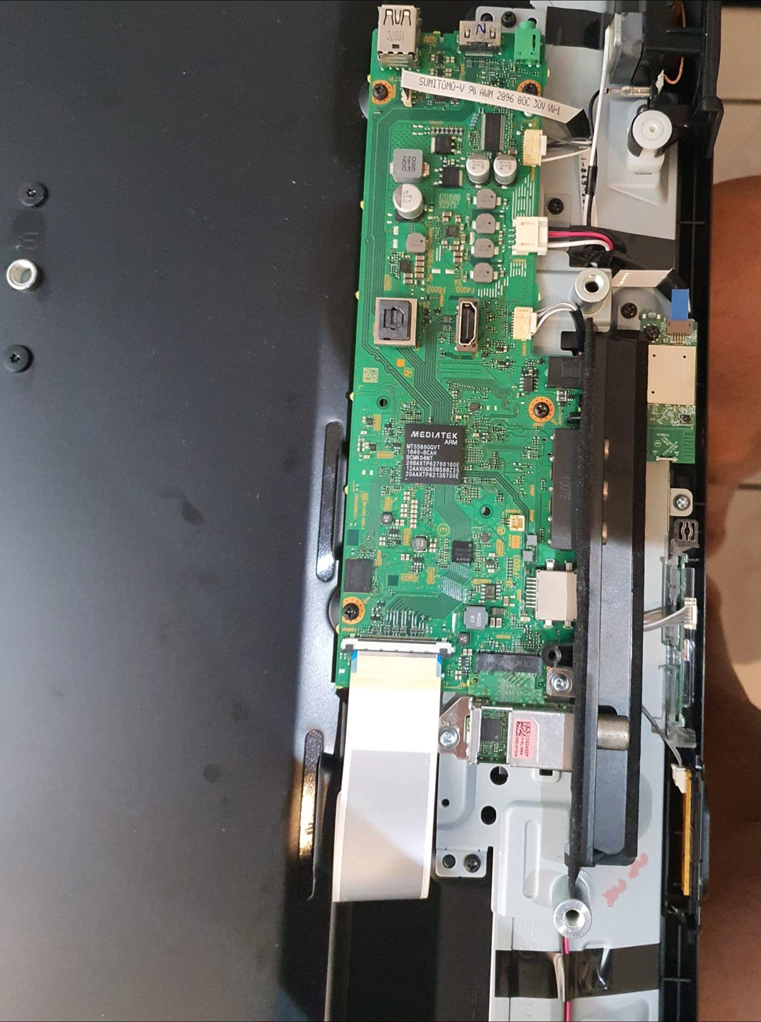 Sony KDL-55HX750 TV turns on with red light, no image