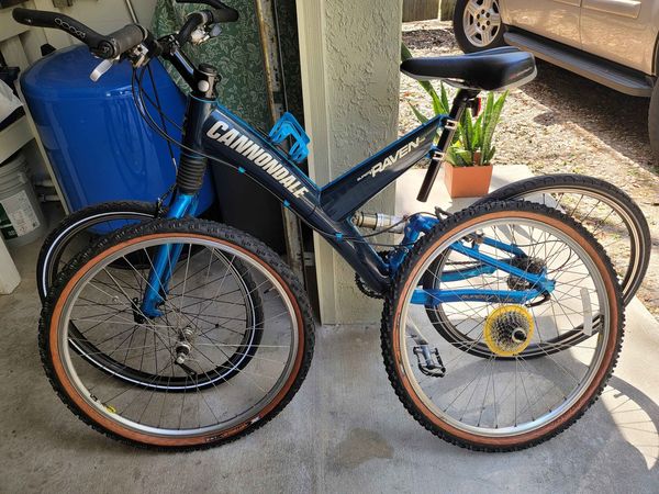 Cannondale Super V Raven 700 vintage bike for sale