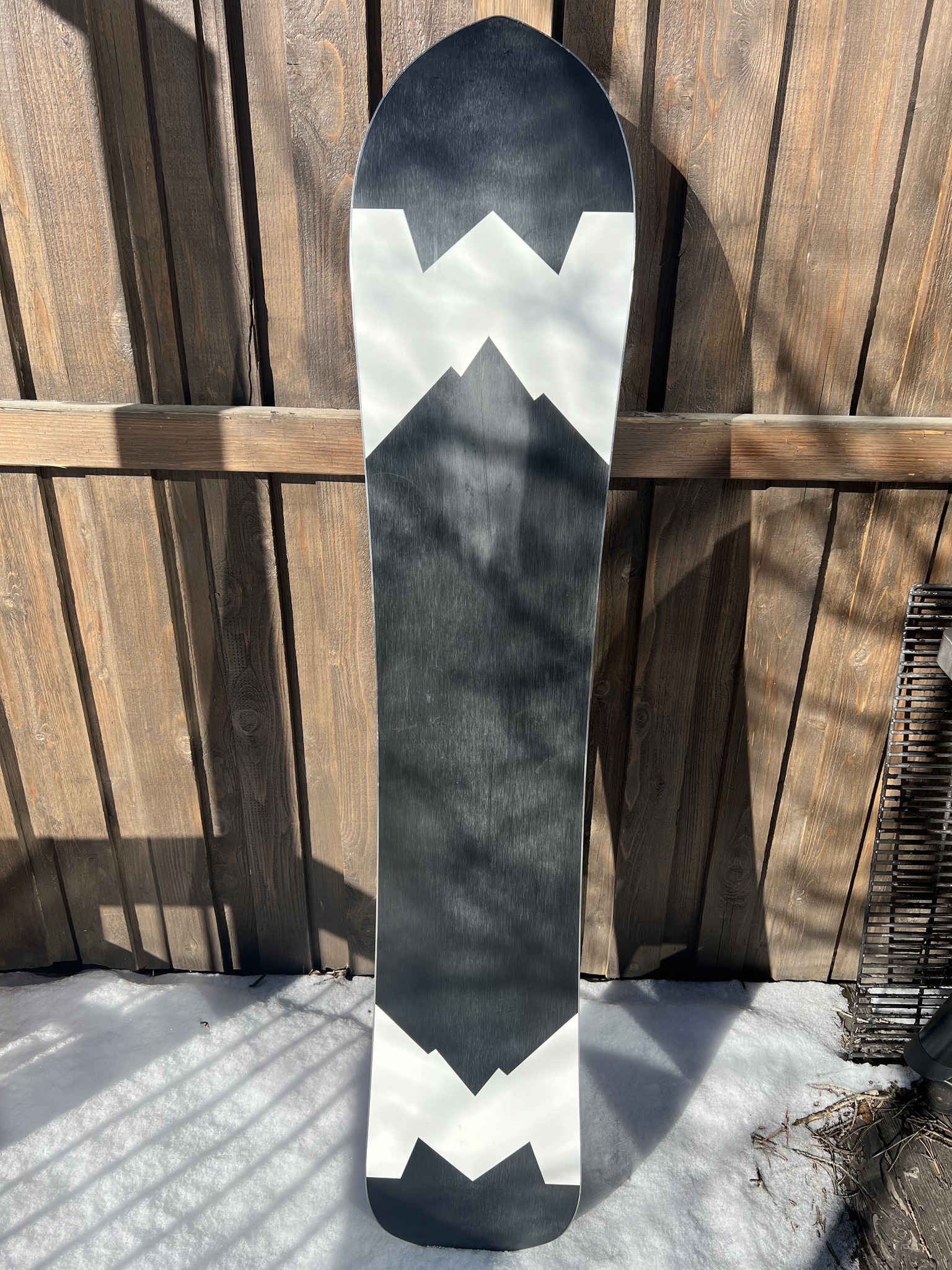 157W Weston Backwoods Splitboard w/ New Skins (less than 5 days