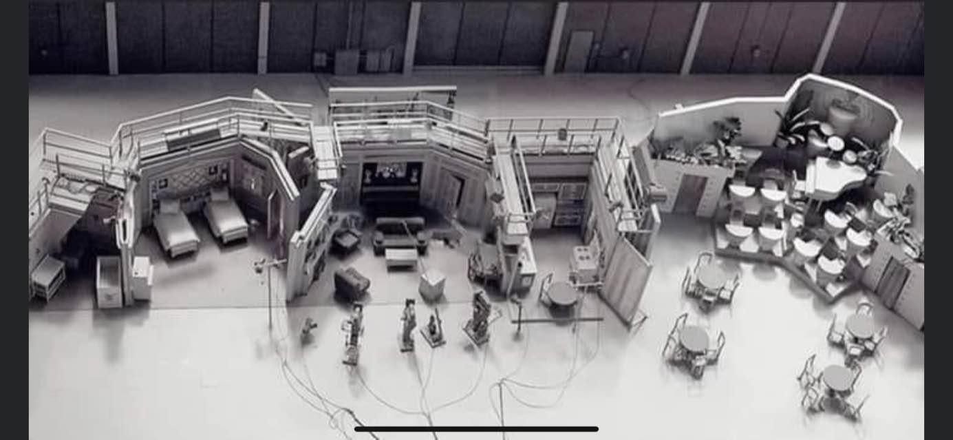 I love lucy sitcom set design